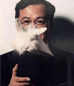 卓伟最新爆料s姓n姓出轨明,S姓明星与N姓艺人被曝出轨，卓伟独家爆料揭秘真相