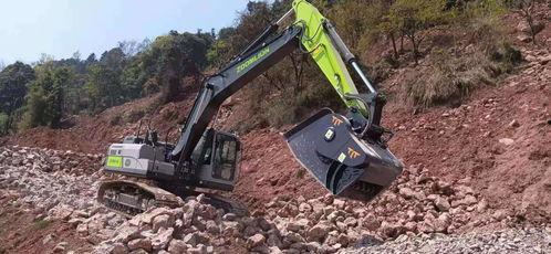 热点爆料 挖土机视频,网友热议！