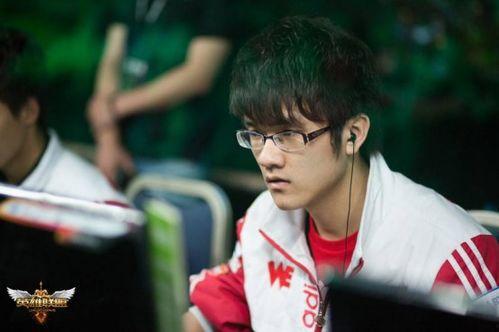 刘宇爆料闫桉说梦话视频,揭秘明星私下真实一面