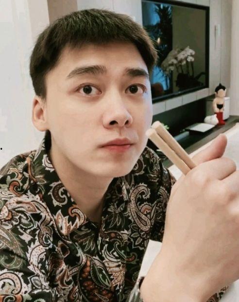 圈内爆料虞书欣,揭秘明星背后的真实故事