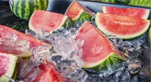 娱乐吃瓜场湛江,吃瓜群众的热议焦点