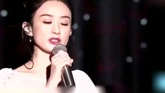 娱乐八卦爆料小姐姐,小姐姐神秘恋情曝光，真相令人咋舌！