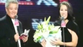 娱乐八卦爆料小姐姐,小姐姐神秘恋情曝光，真相令人咋舌！