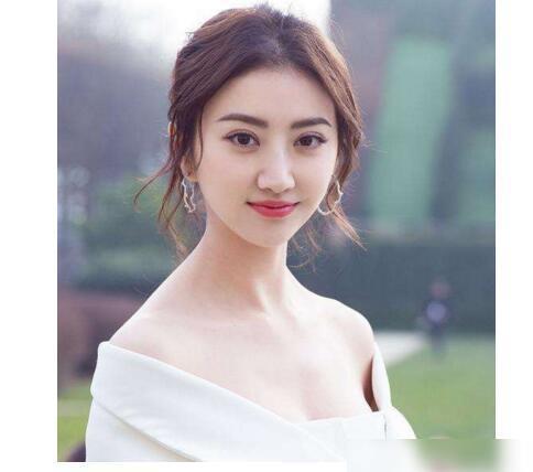 景甜最新爆料周冬雨
