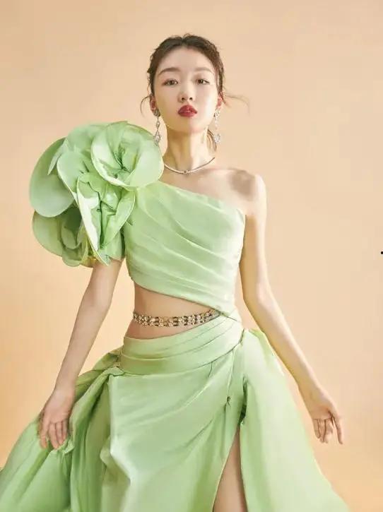 景甜最新爆料周冬雨