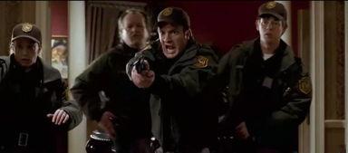 电影撕裂人在线观看,惊悚悬疑，人性边缘的生死较量