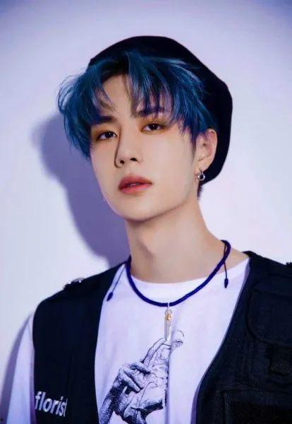 王一博肖战娱乐圈吃瓜,揭秘吃瓜背后的真相