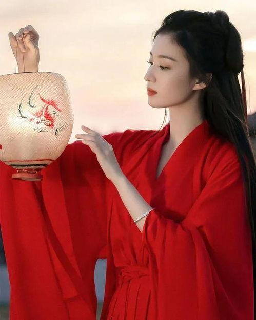 娱乐爆料王楚然是谁的女儿,王楚然背后的神秘家族，竟是这位明星的女儿？